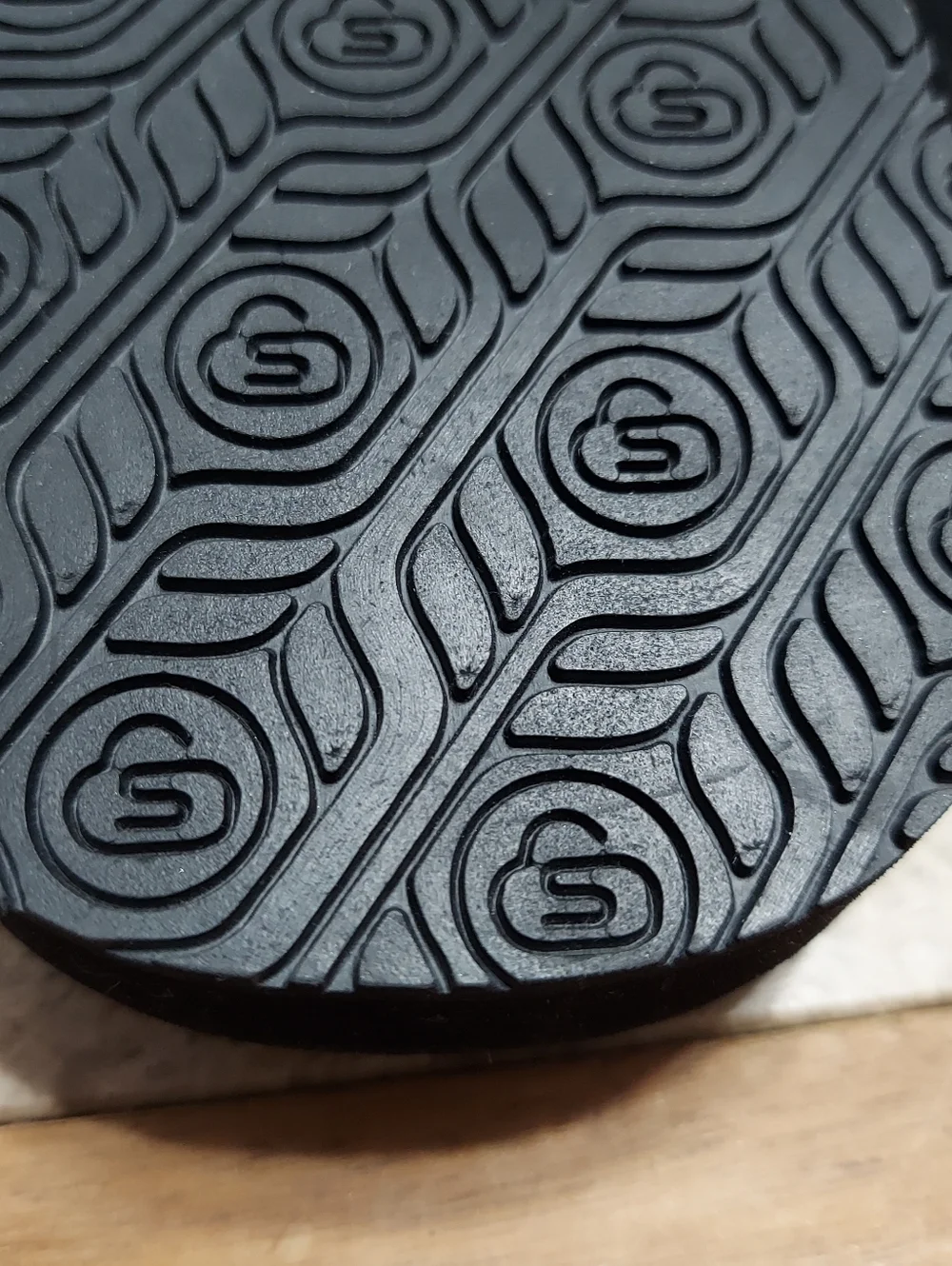 The Healing Sole Palmer Woman's Flip Flop Black Size 8